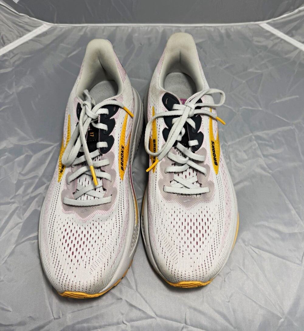 Brooks Ghost 17 Women's Running Sneaker Breathable US 9.5 - Narrow - 2A White